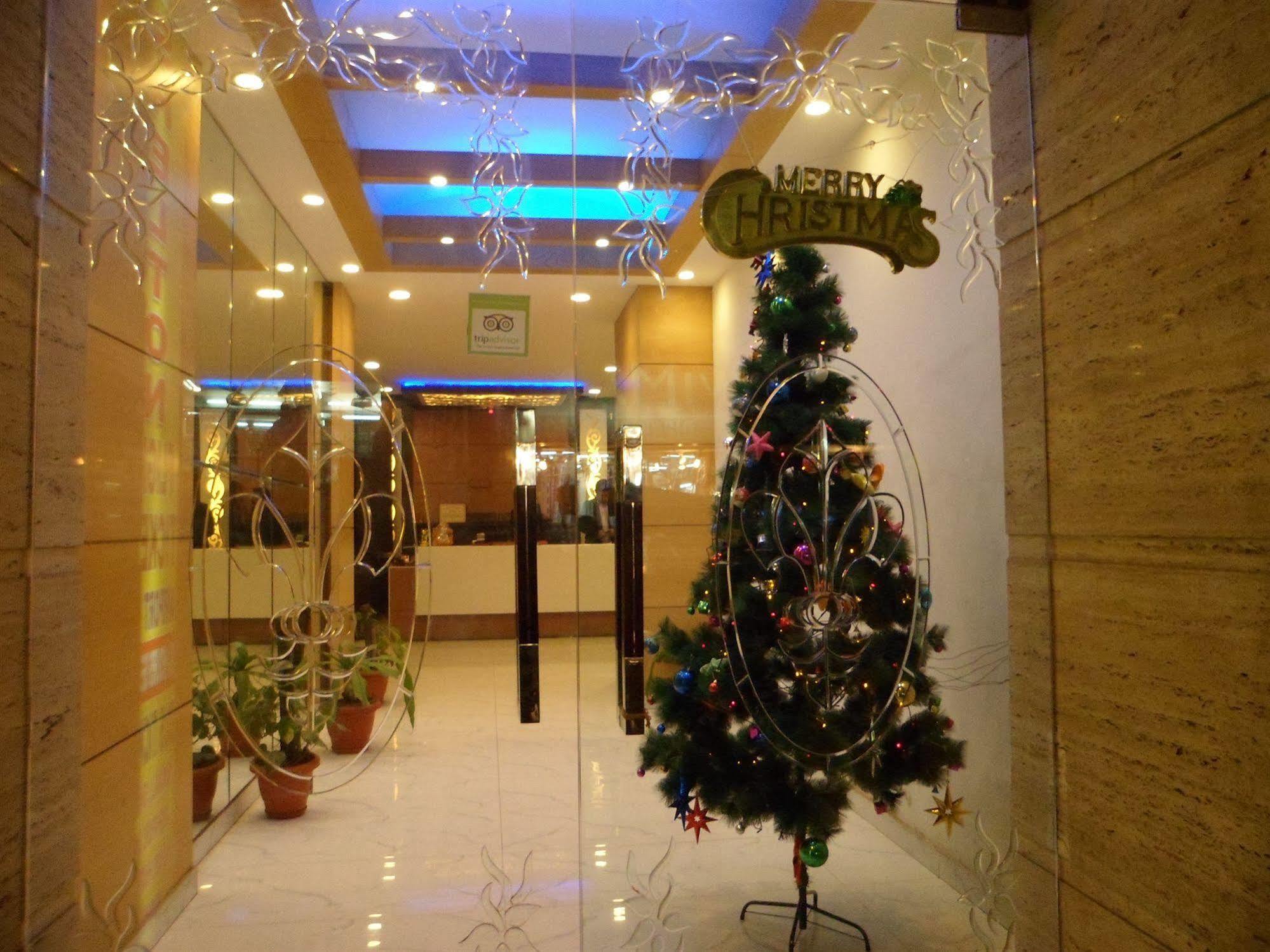 Hotel Shelton Nowe Delhi Zewnętrze zdjęcie