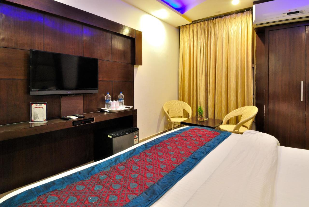 Hotel Shelton Nowe Delhi Zewnętrze zdjęcie